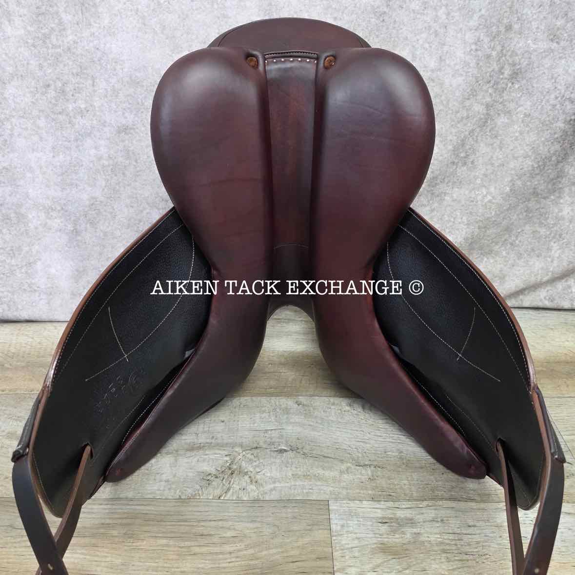 2022 Arion Monoflap Dressage Saddle, 18" Seat, 2A Flap, MW/W Tree, Foam Panels, Full Buffalo Leather