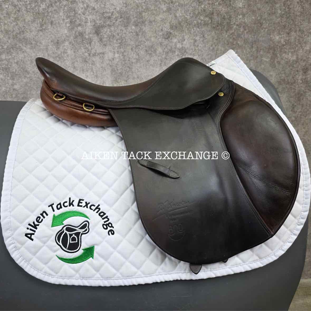 1998 PJ by Bruno Delgrange Close Contact Jump Saddle, 17.5" Seat, 4L Flap, Medium Tree, Foam Panels