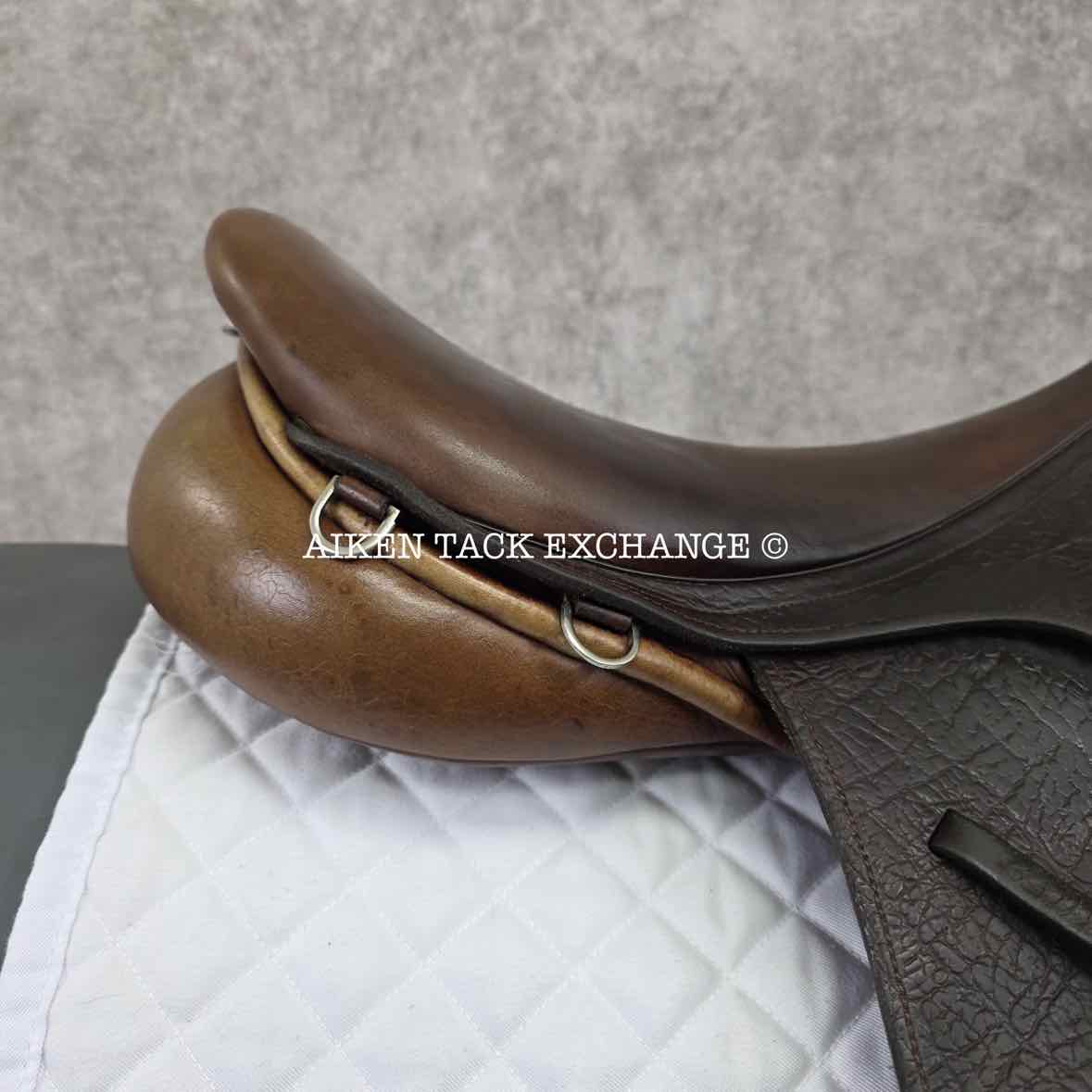 2008 County Innovation Jump Saddle, 17.5" Seat, Medium Wide Tree, Wool Flocked Panels