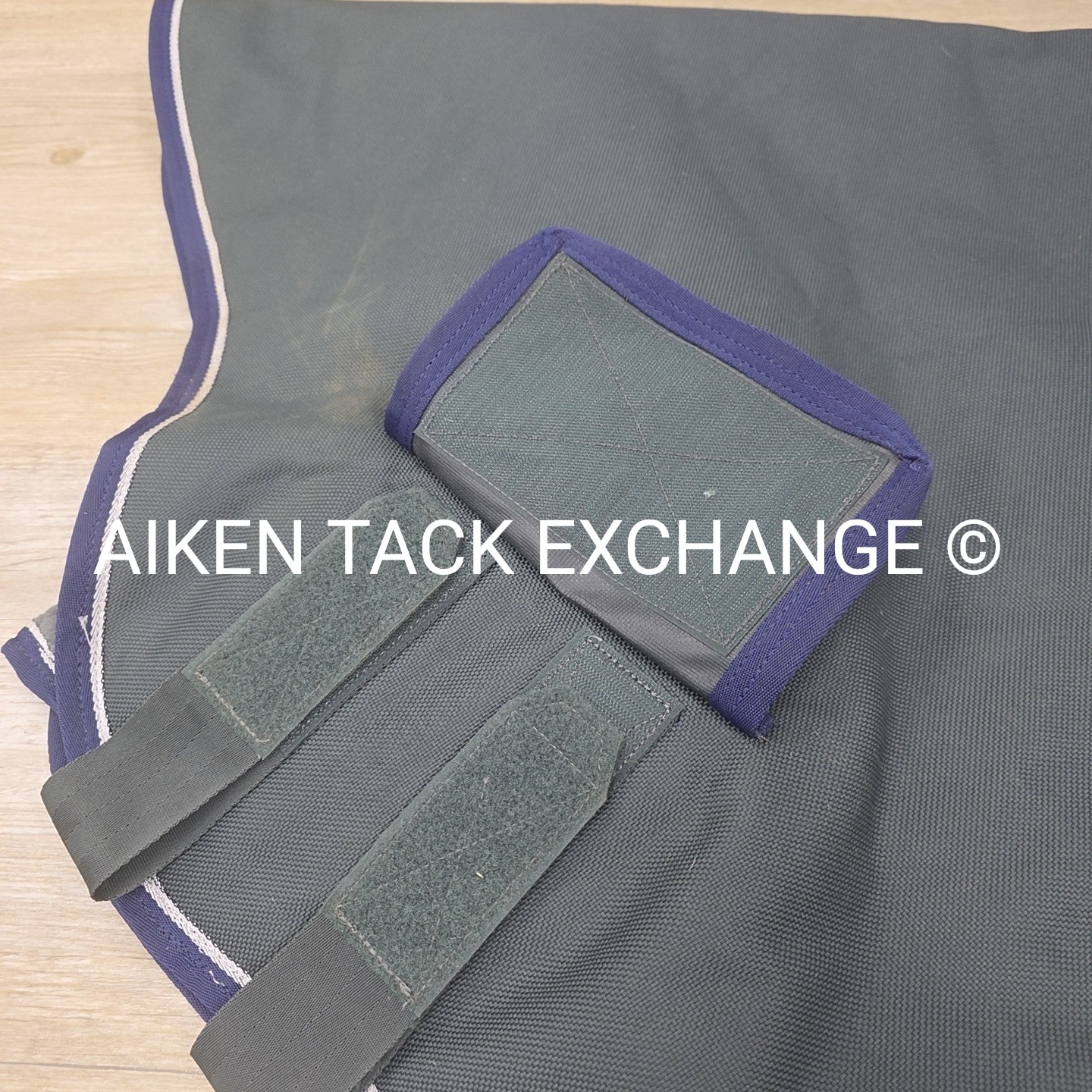 WeatherBeeta ComFiTec Plus Dynamic Detach-A-Neck Turnout Blanket, 220g fil, 78"