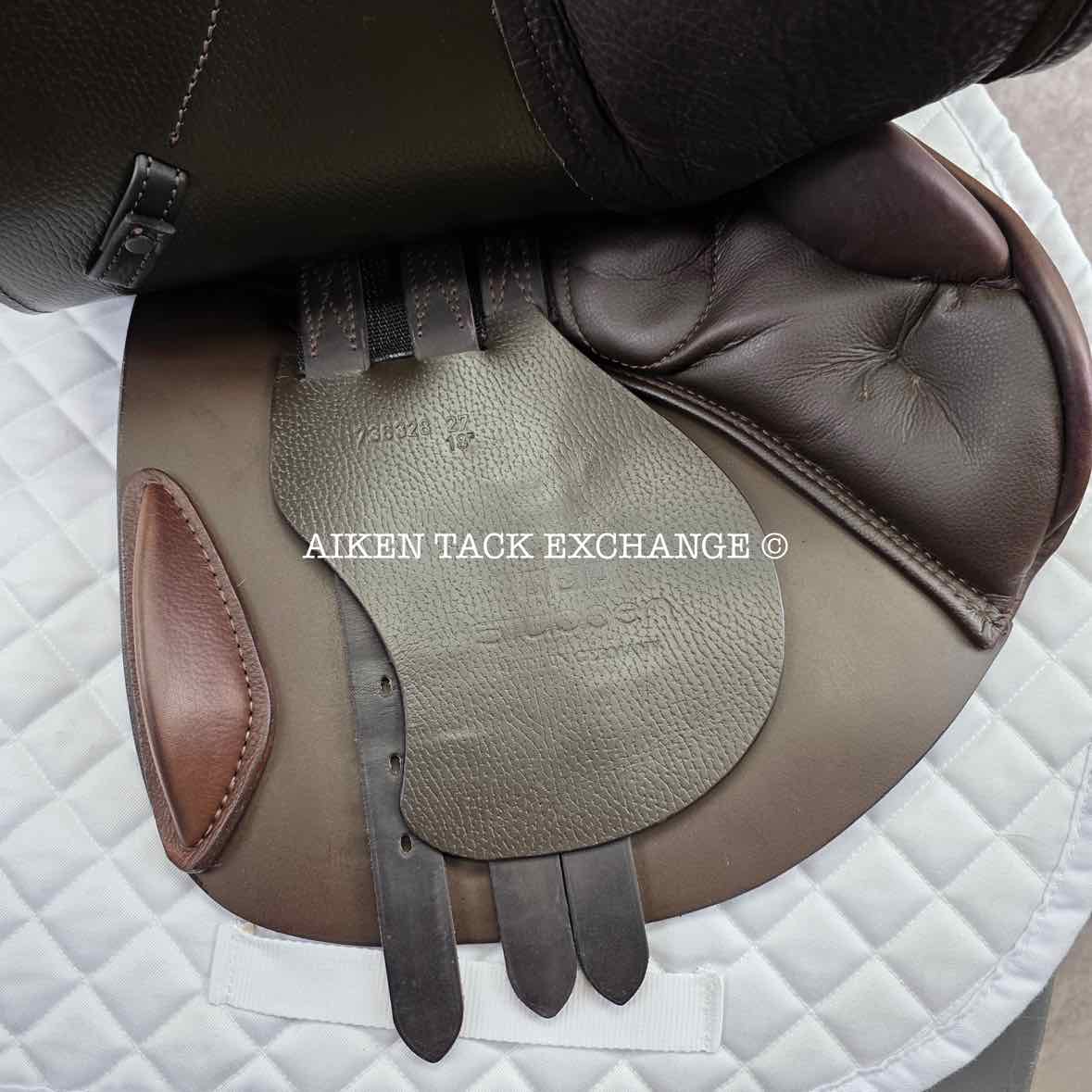 2021 Stubben Ascend Close Contact Jump Saddle, 18" Seat, 27cm Tree - Narrow, Wool Flocked Panels