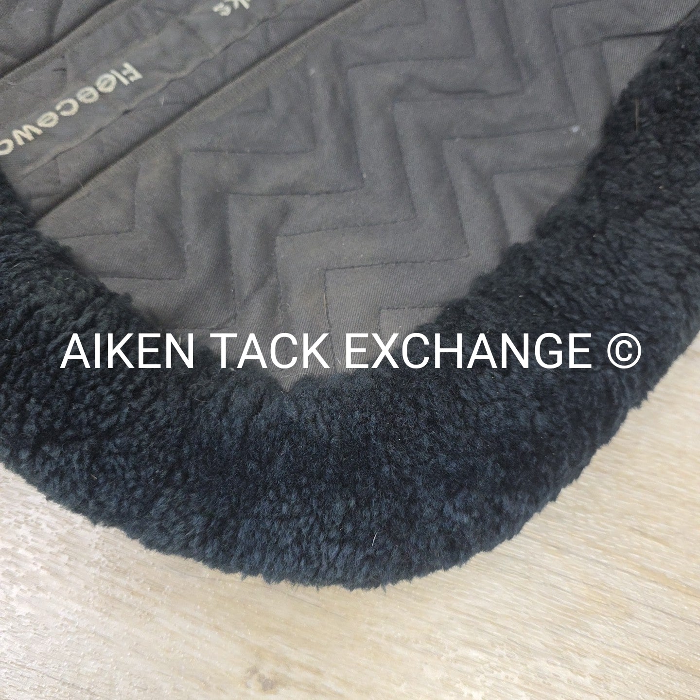 Fleeceworks FXK Half Pad with Rolled Edges, Size Large