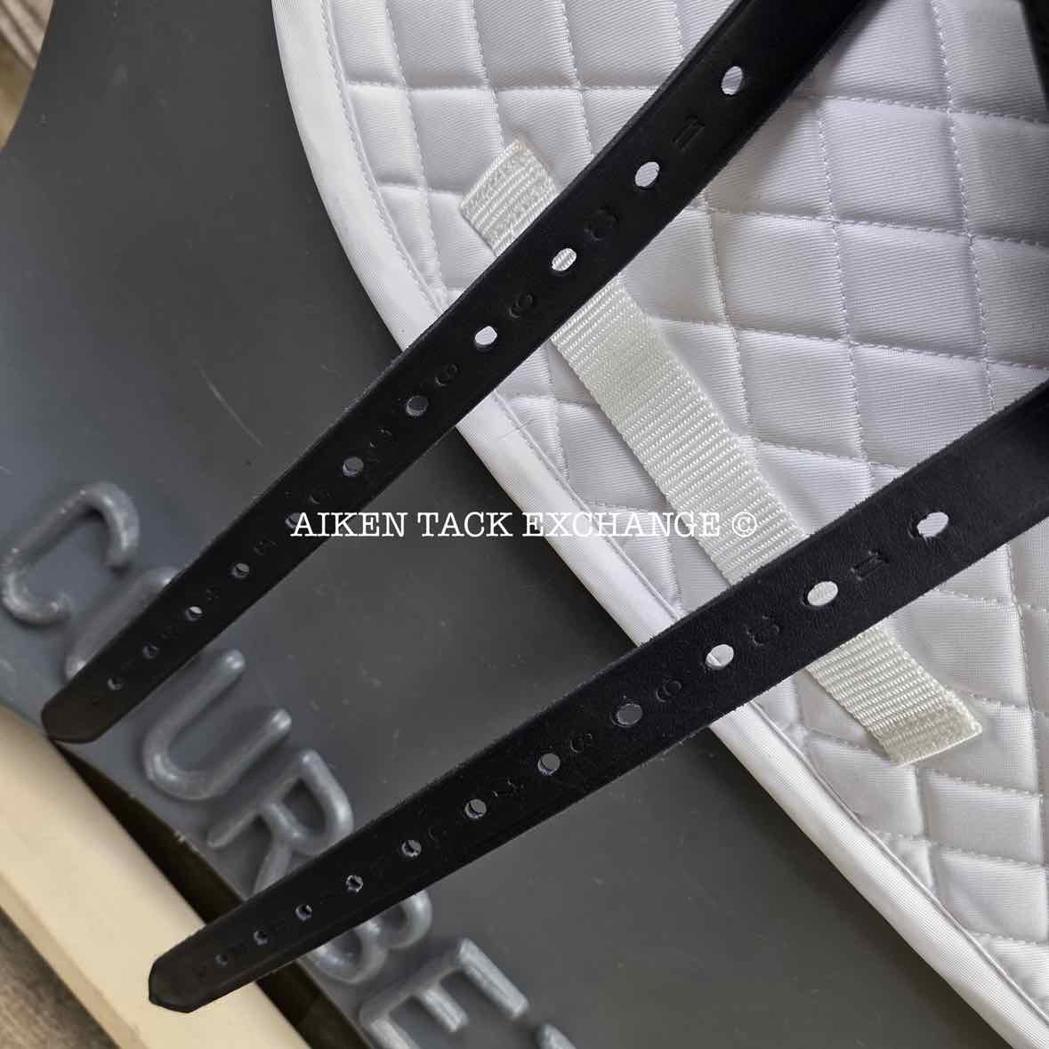 2025 Custom Saddlery Wolfgang Constanze 2 Monoflap Dressage Saddle, 17.5" Seat, Adjustable Tree, Wool Flocked Panels