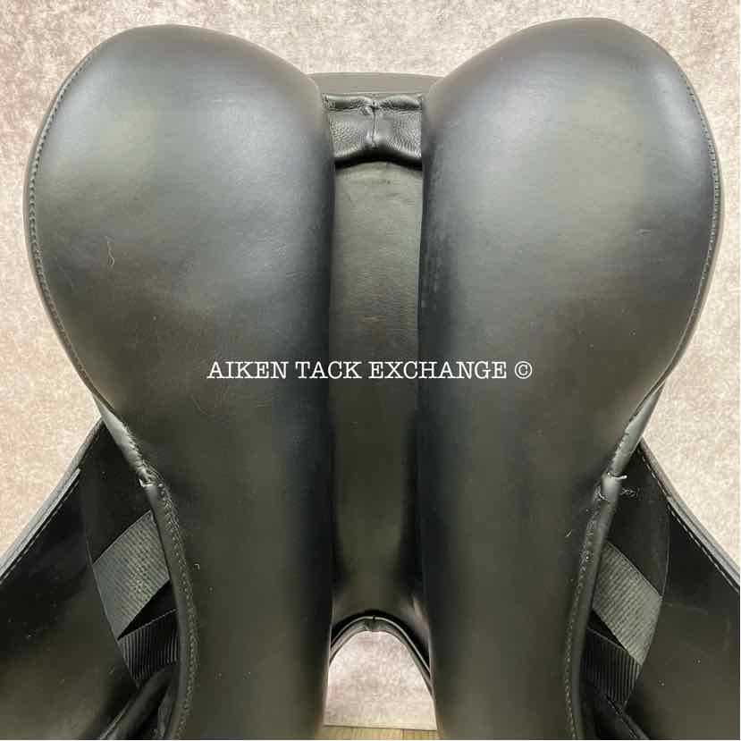 **SOLD** 2014 Custom Saddlery Signature Steffen's Advantage Monoflap Dressage Saddle, 17.5" Seat, Adjustable Tree, Wool Flocked Panels