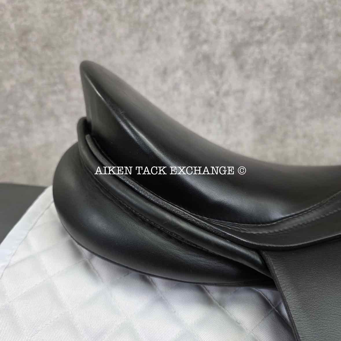 1995 Passier Patron Dressage Saddle, 17.5" Seat, Medium Tree, Wool Flocked Panels