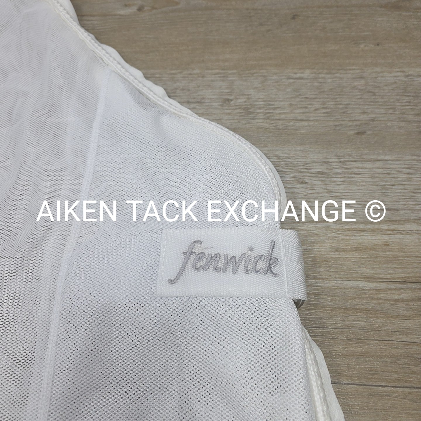 Fenwick Equestrian BodyGuard Mesh Cooler, White (has some marks) 62"