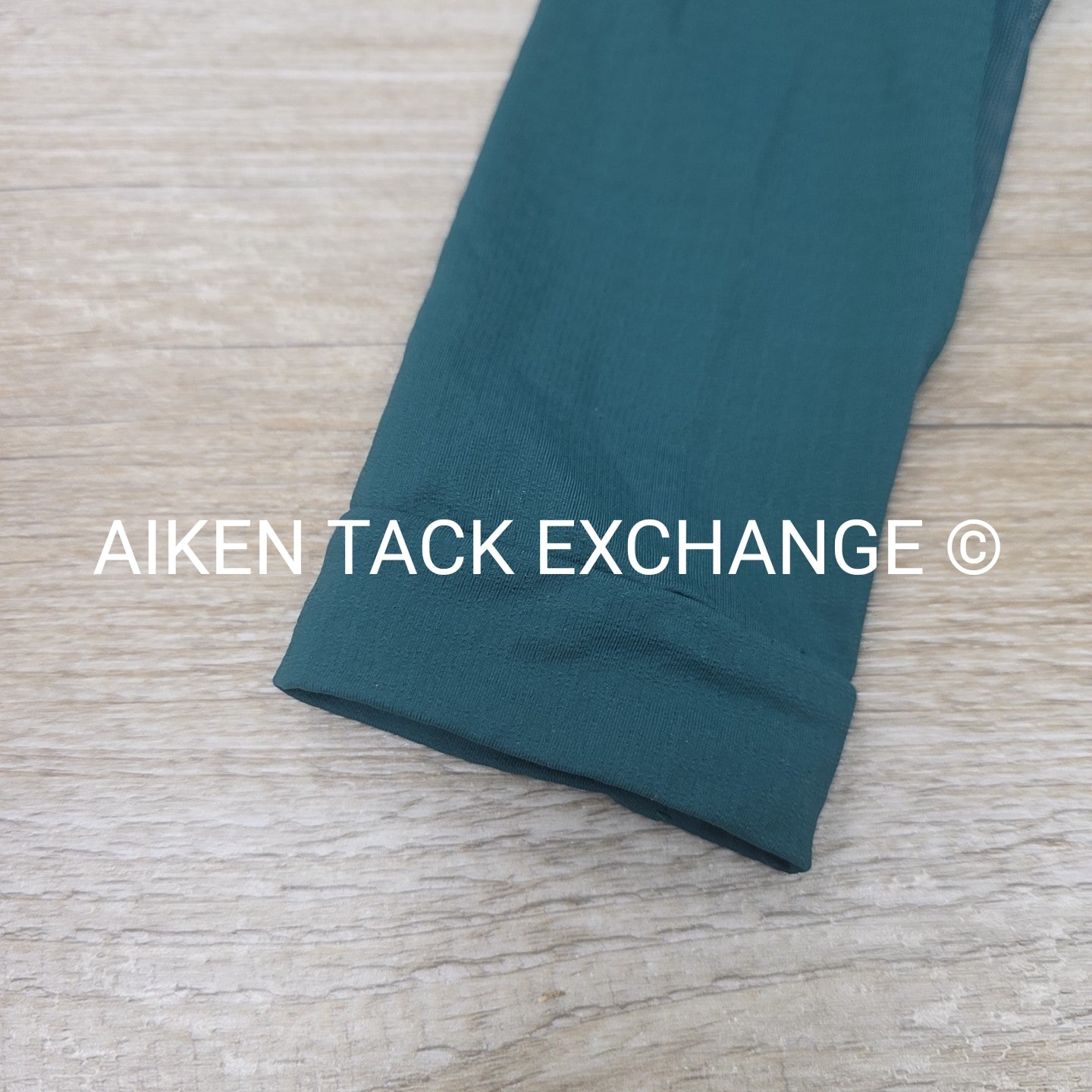 EIS Hallway Feeds Long Sleeve Sun Shirt, Size Medium