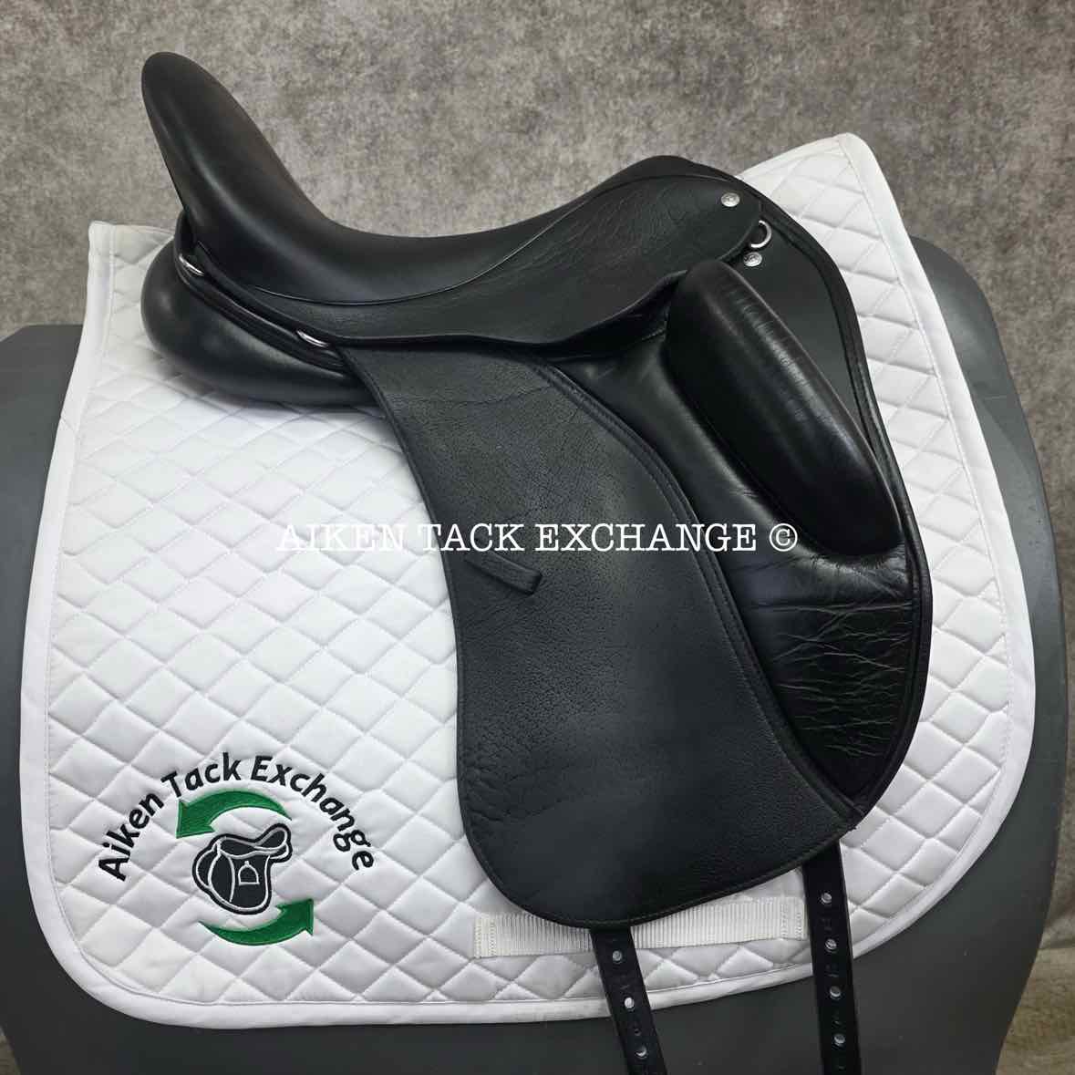 **SOLD** 2019 Custom Saddlery Wolfgang Solo MKII Monoflap Dressage Saddle, 17" Seat, Adjustable Tree, Wool Flocked Panels