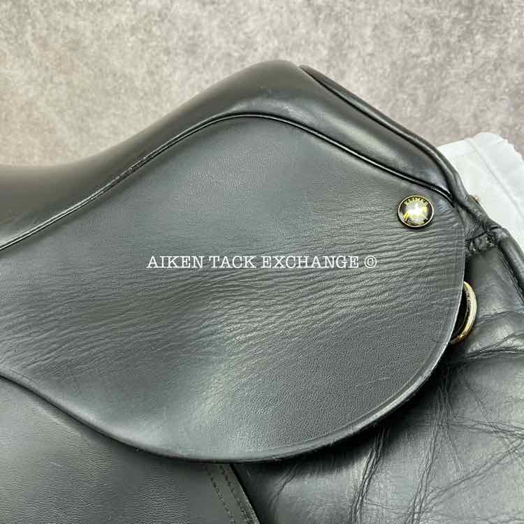 Klimke XCH Dressage Saddle, 17" Seat, Adjustable Tree -  Changeable Gullet, Wool Flocked Panels
