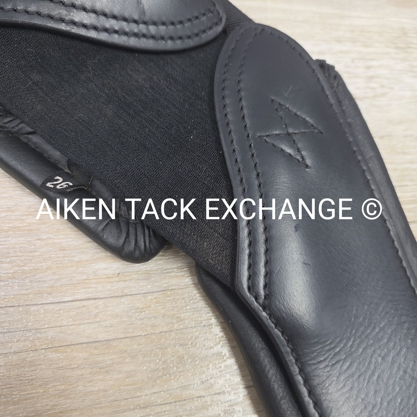 Total Saddle Fit StretchTec Shoulder Relief Girth with Leather Liner, 26"