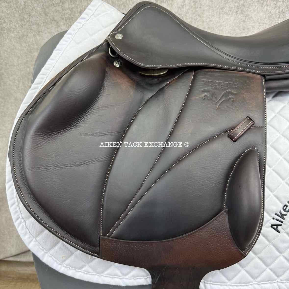 2018 Voltaire Lexington Monoflap Jump Saddle, 18.5" Seat, 2AA Flap, MW/W Tree, FIN Panels, Full Buffalo Leather