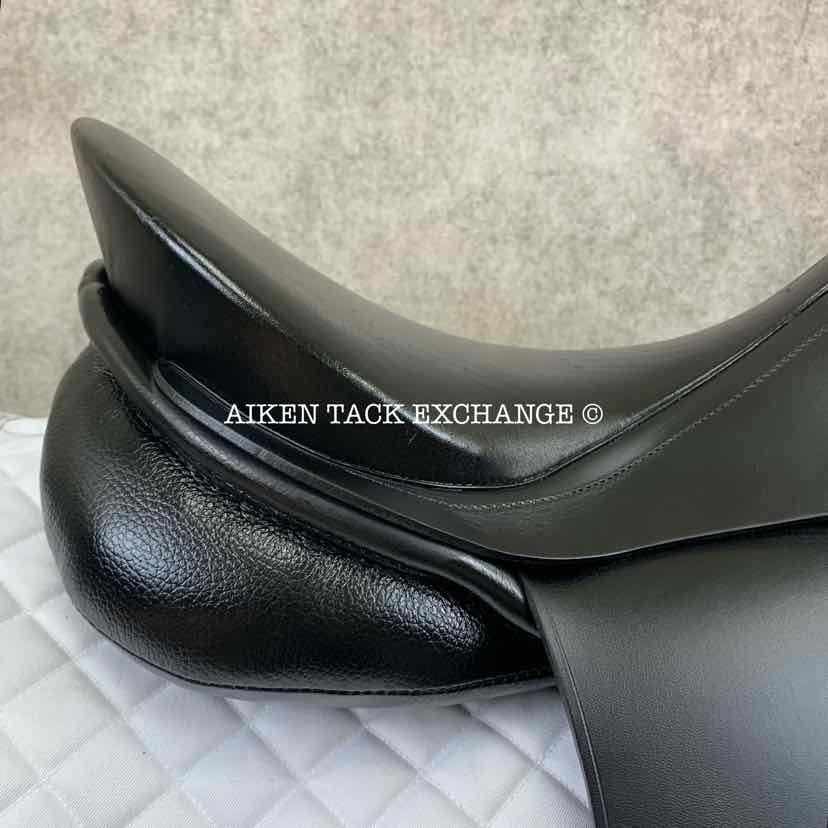 **SOLD** 2022 Karl Niedersuss Crescendo Dressage Saddle, 17.5" Seat, Short Flap, Medium Wide Tree, Wool Flocked Panels
