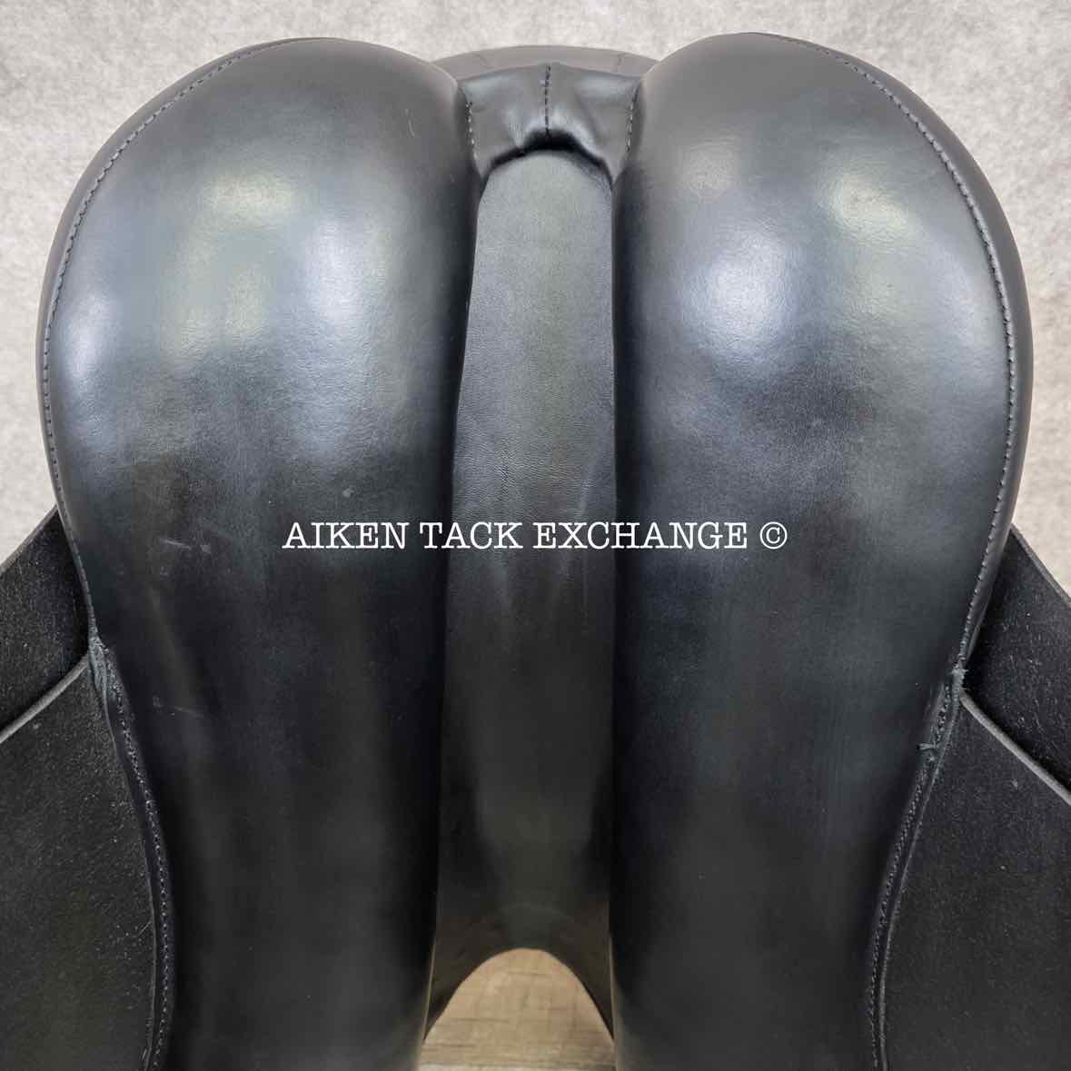 Centaur by Michael Stokes Para Dressage Saddle, 18" Seat, Medium Tree, Wool Flocked Panels