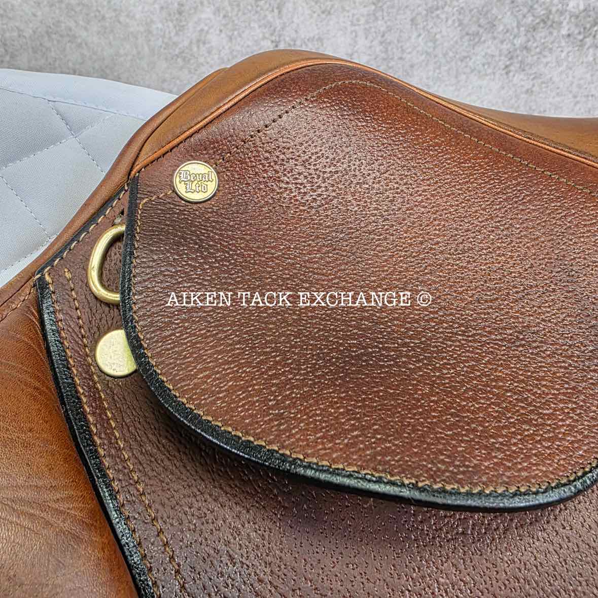 Beval LTD Close Contact Jump Saddle, 15" Seat, Medium Tree, Foam Panels