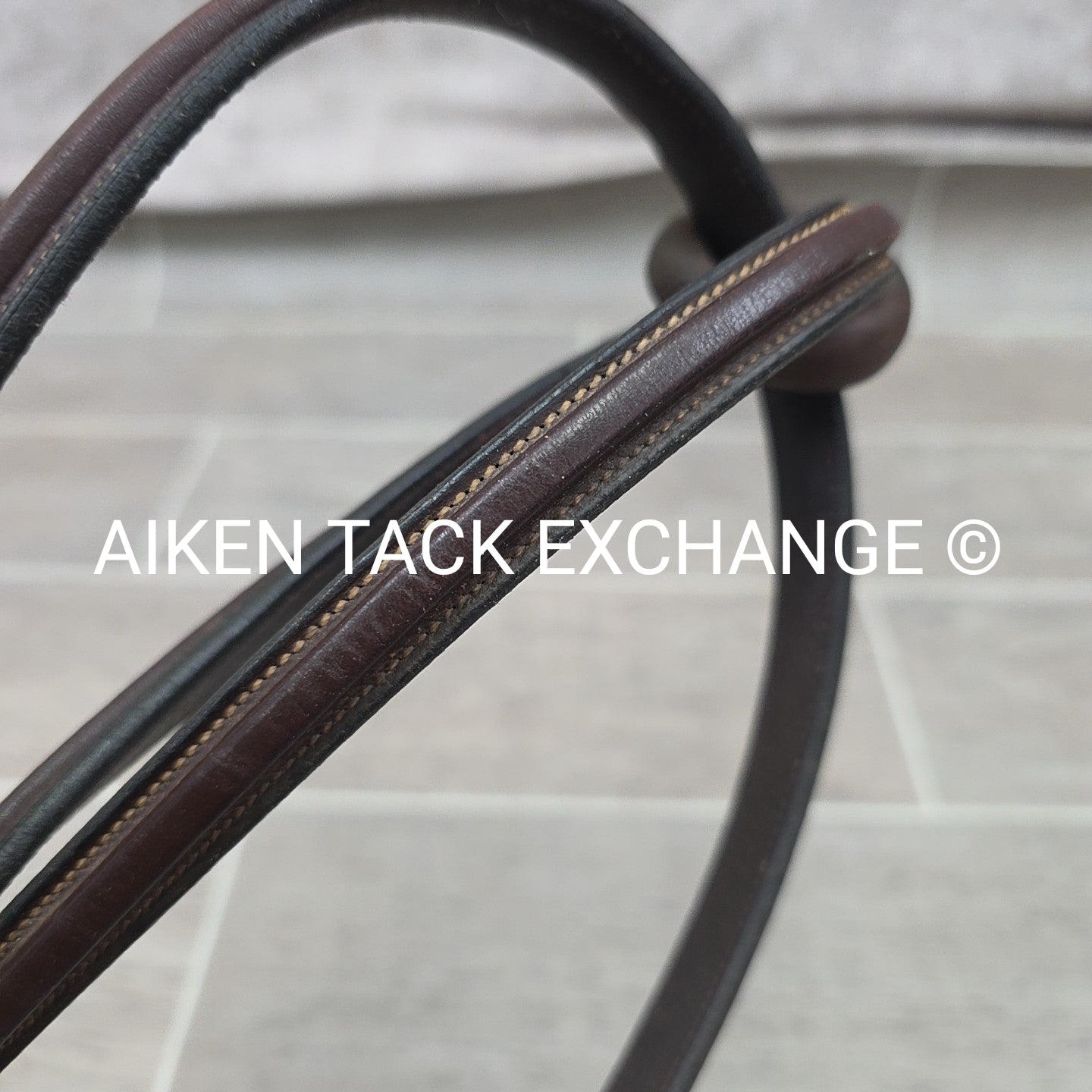 Dy'on Plain Square Raised Standing Martingale, Brown, Size Full