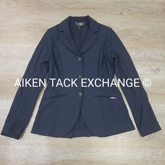 Alessandro Albanese MotionLite Show Coat, Size Medium