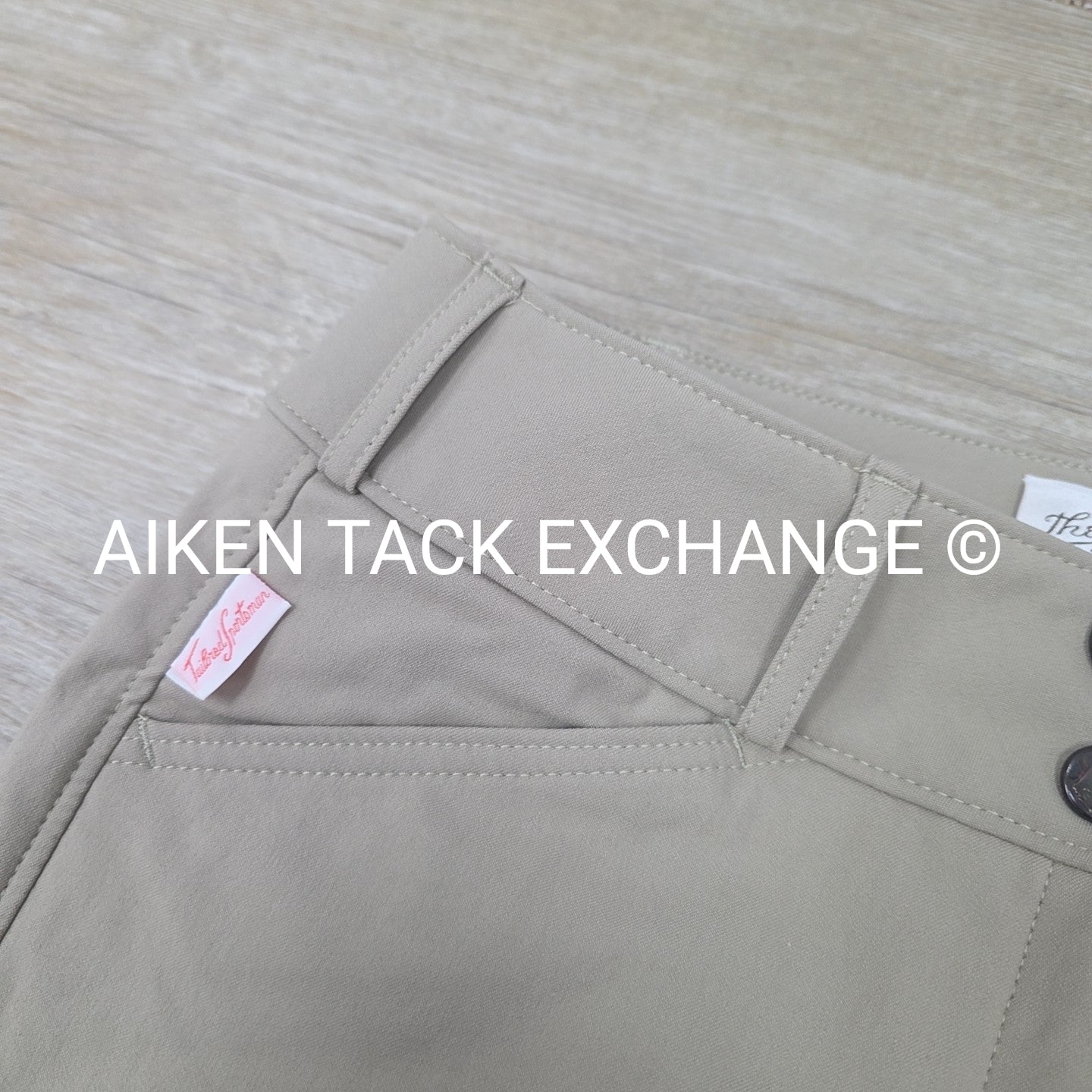 Tailored Sportsman Trophy Hunter Knee Patch Breeches, Size 28