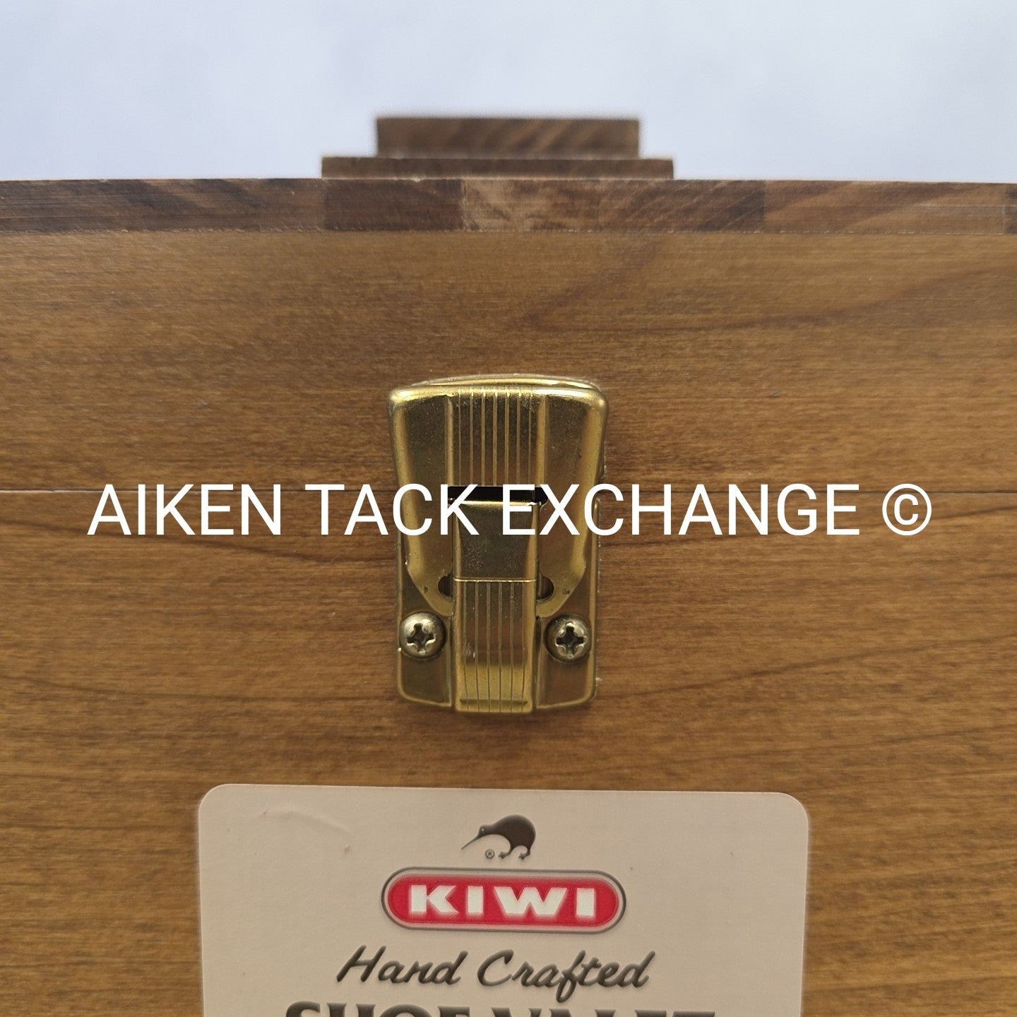 Kiwi Shoe Valet Kit w/ Accessories