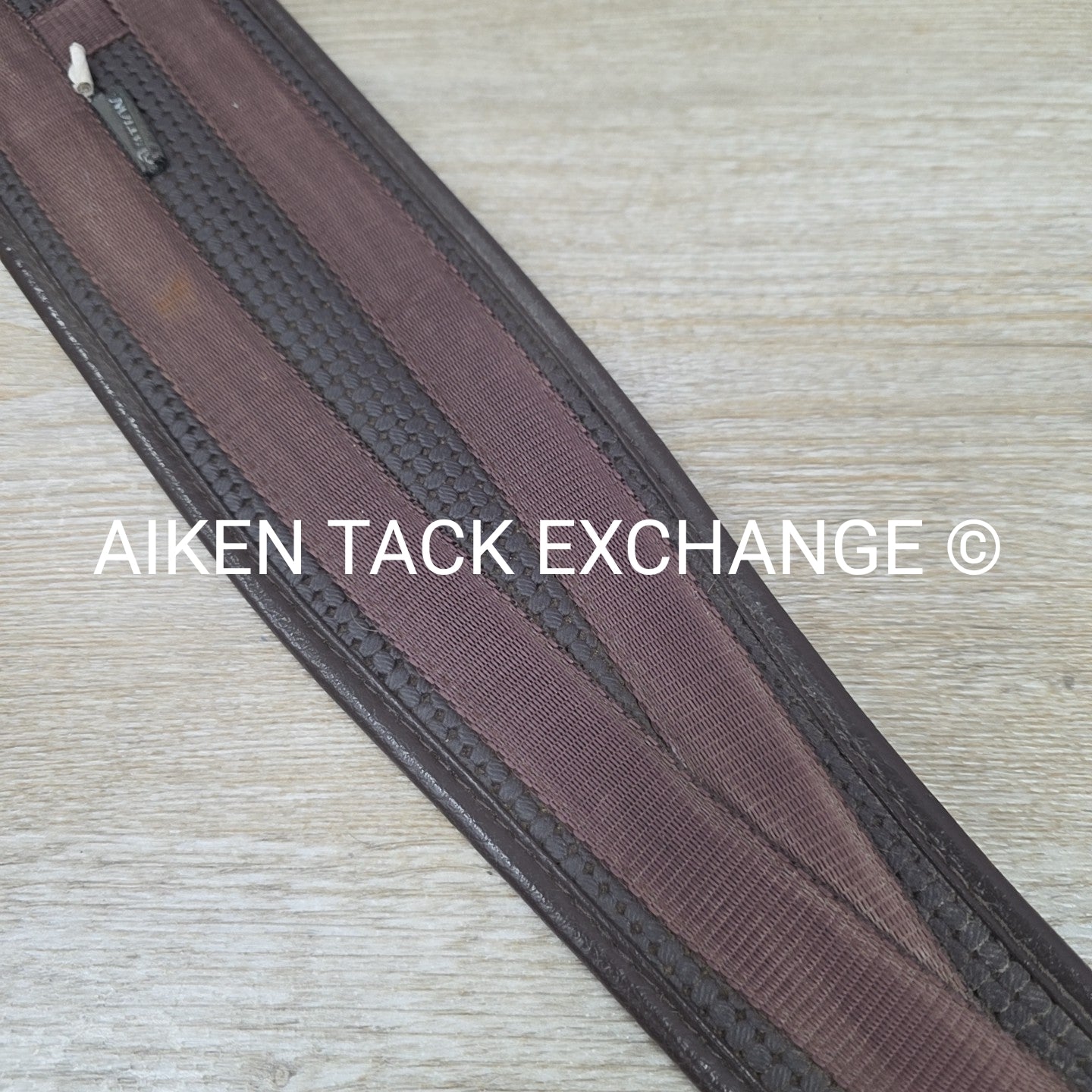 Ovation Chafeless Girth with Single End Elastic, Brown, 52"