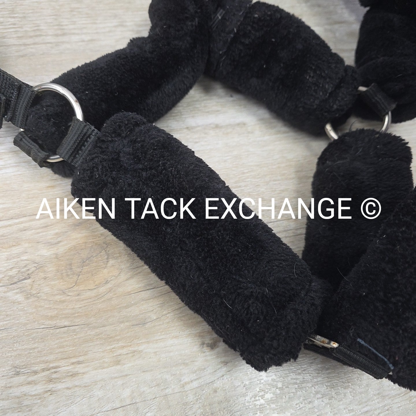 Cameo Fleece Halter, Black, Size Full