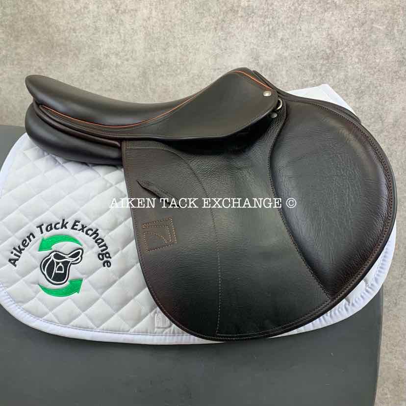2023 Childeric FLP Close Contact Jump Saddle, 18" Seat, 2 3/4 Flap, M/MW Tree, Foam Panels, Full Buffalo Leather