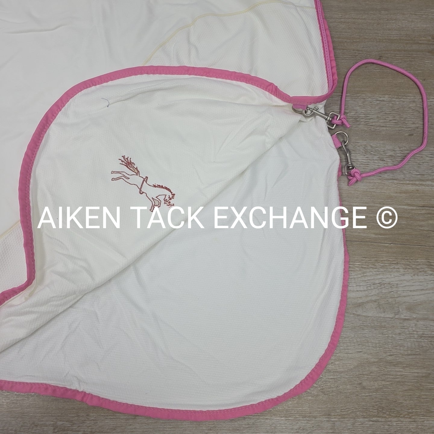 Fenwick Equestrian Pop Star Dress Sheet Sporty Cooler, 68"