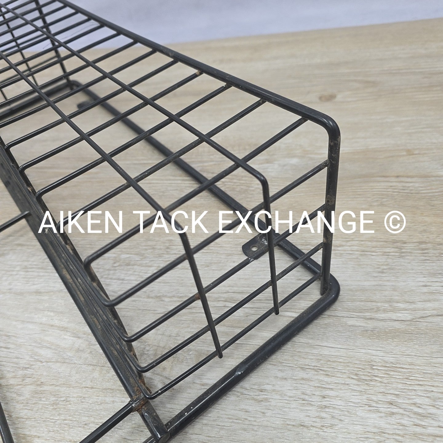 Grooming Basket with Hooks