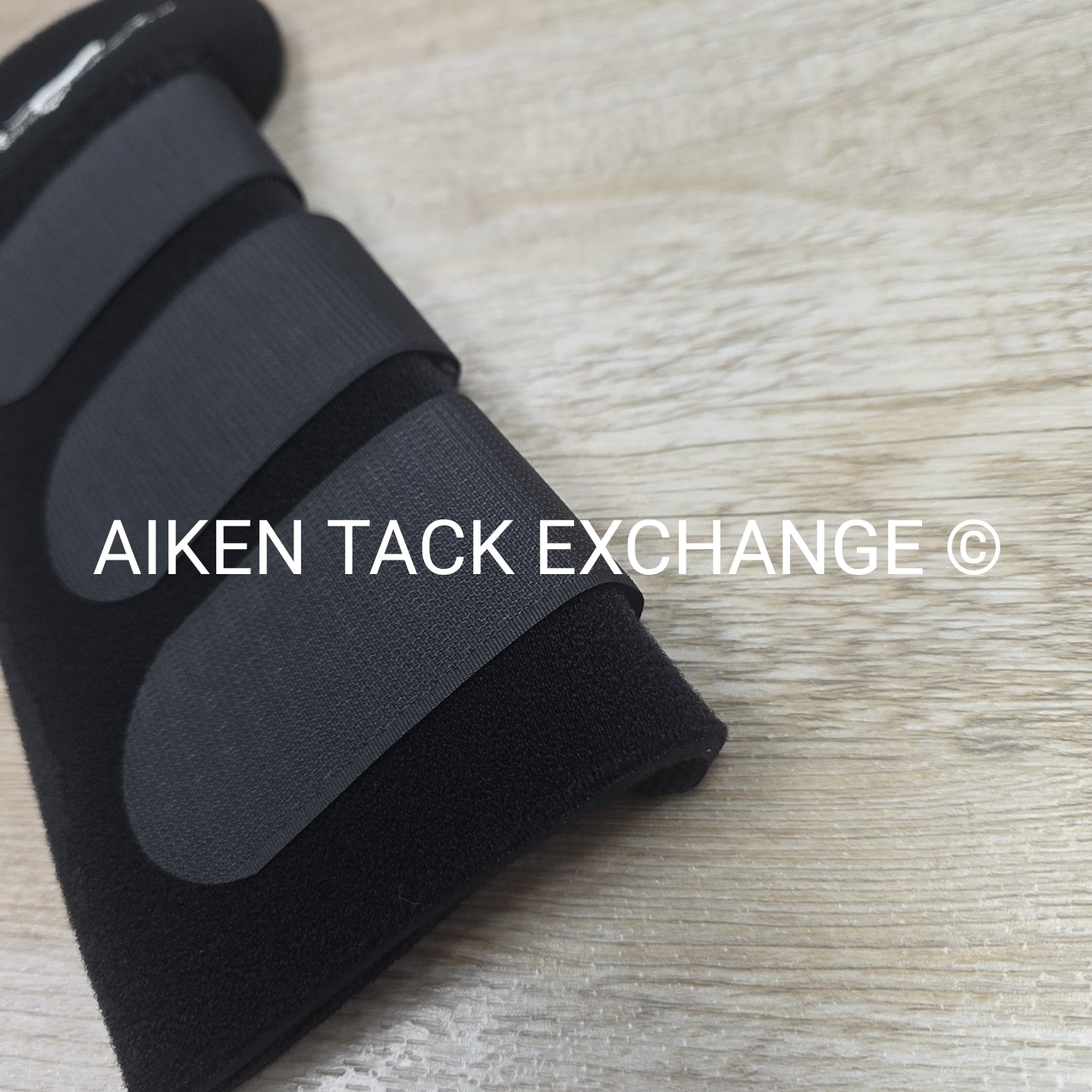 Professional's Choice Tail Wrap