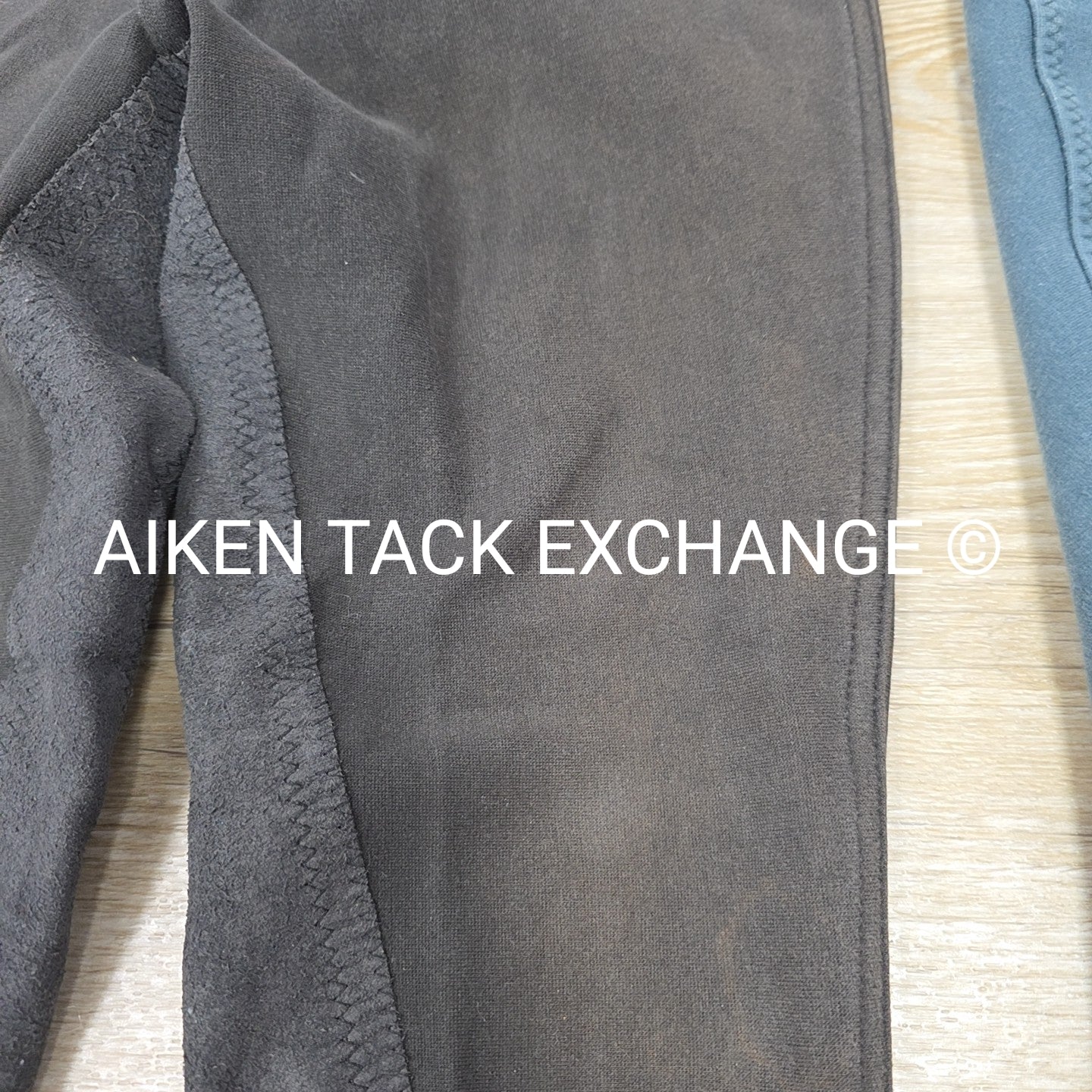 BARGAIN BUNDLE: Devon-Aire Full Seat & On Course Knee Patch Breeches, Size 26
