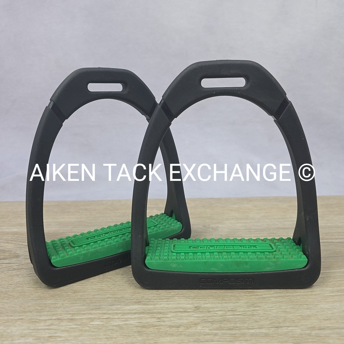 Compositi Premium Profile Stirrups, 4.75"