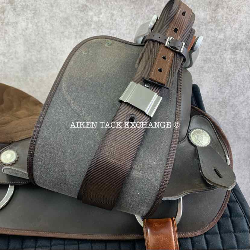 Wintec Western Saddle, 17" Seat, Regular Tree - Semi QH Bars