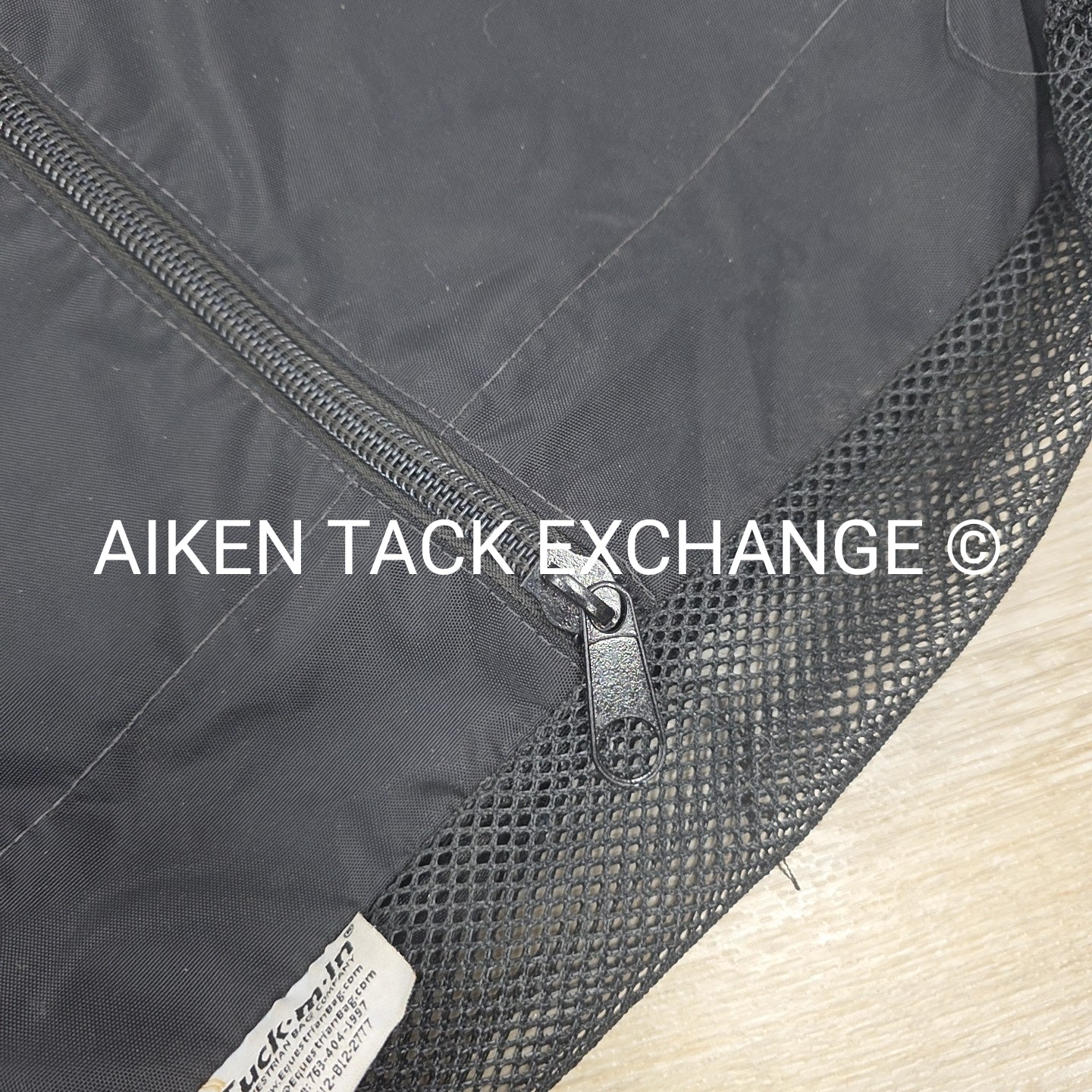 Tuck-M-In Hanging Bridle Bag