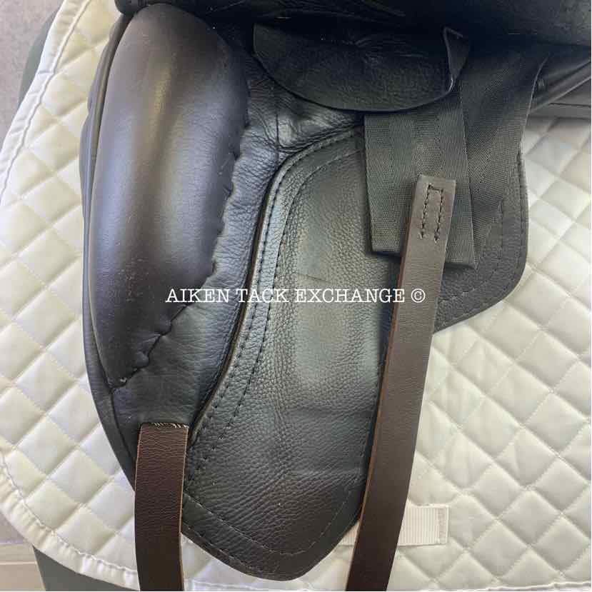 **SOLD** 2019 JRD Bella Dressage Saddle, 17.5" Seat, Medium Tree, Wool Flocked Panels