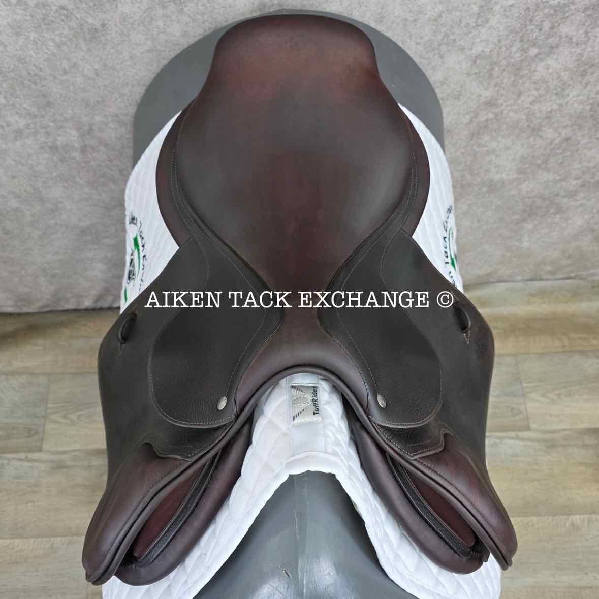 **SOLD** 2012 CWD SE02 Close Contact Jump Saddle, 17" Seat, 1C Flap, Medium Tree, Foam Panels