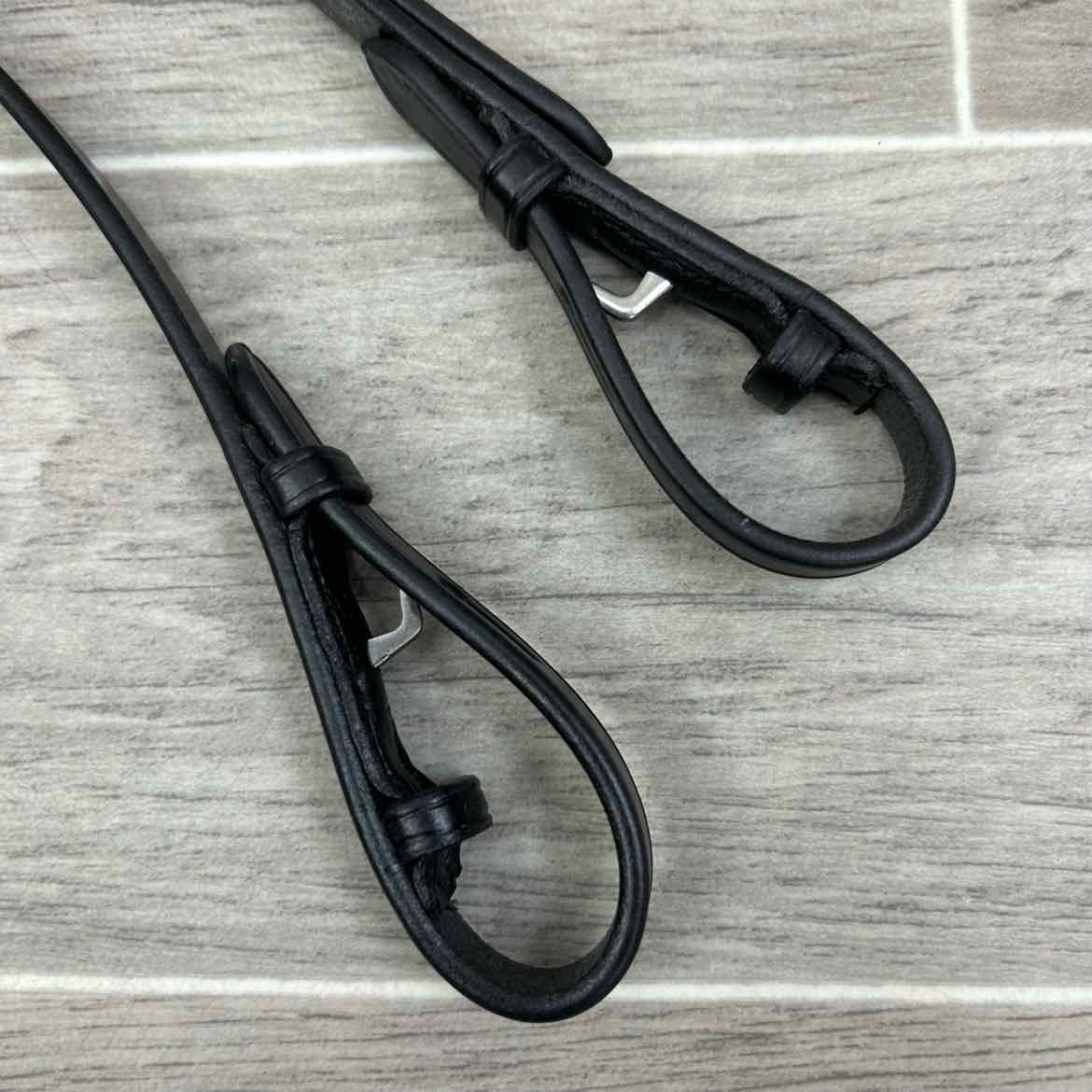 Bradoon Hanger, Black, Size Cob, Brand New