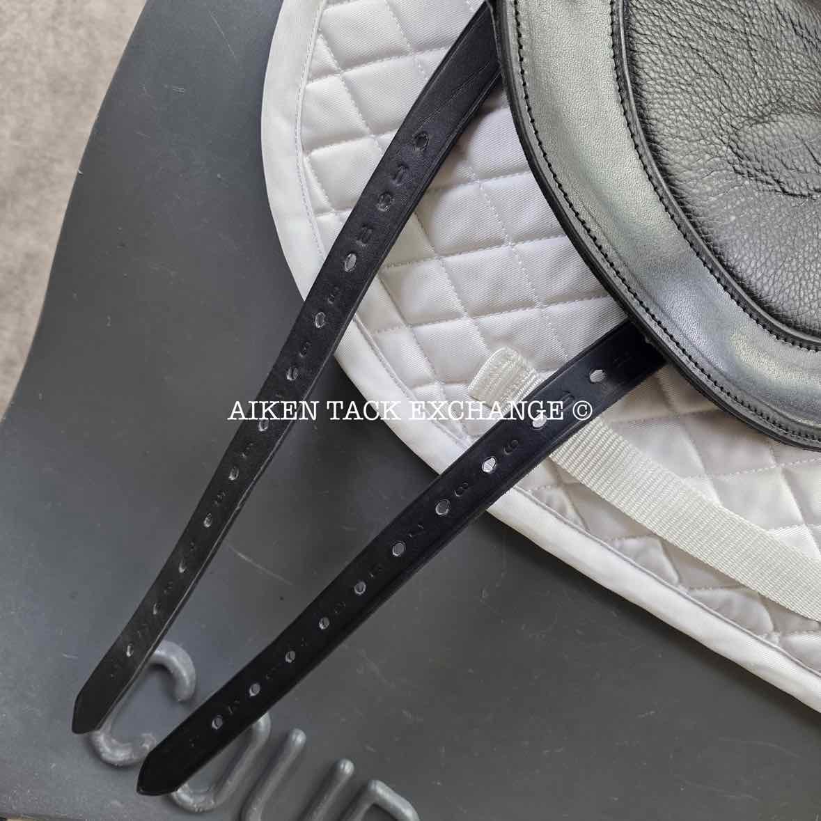 2023 Envy by Custom Saddlery Motion Monoflap Dressage Saddle, 17.5" Seat, Adjustable Tree, Wool Flocked Panels