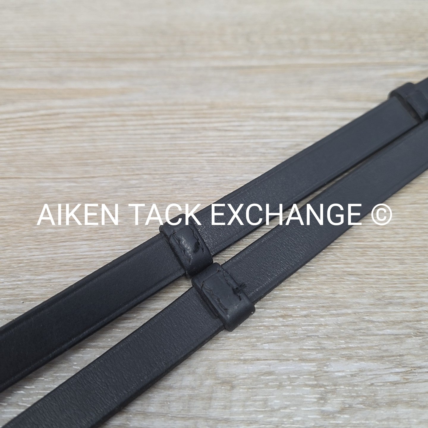 Vespucci Leather Reins with Hand Stops, Black, 56"