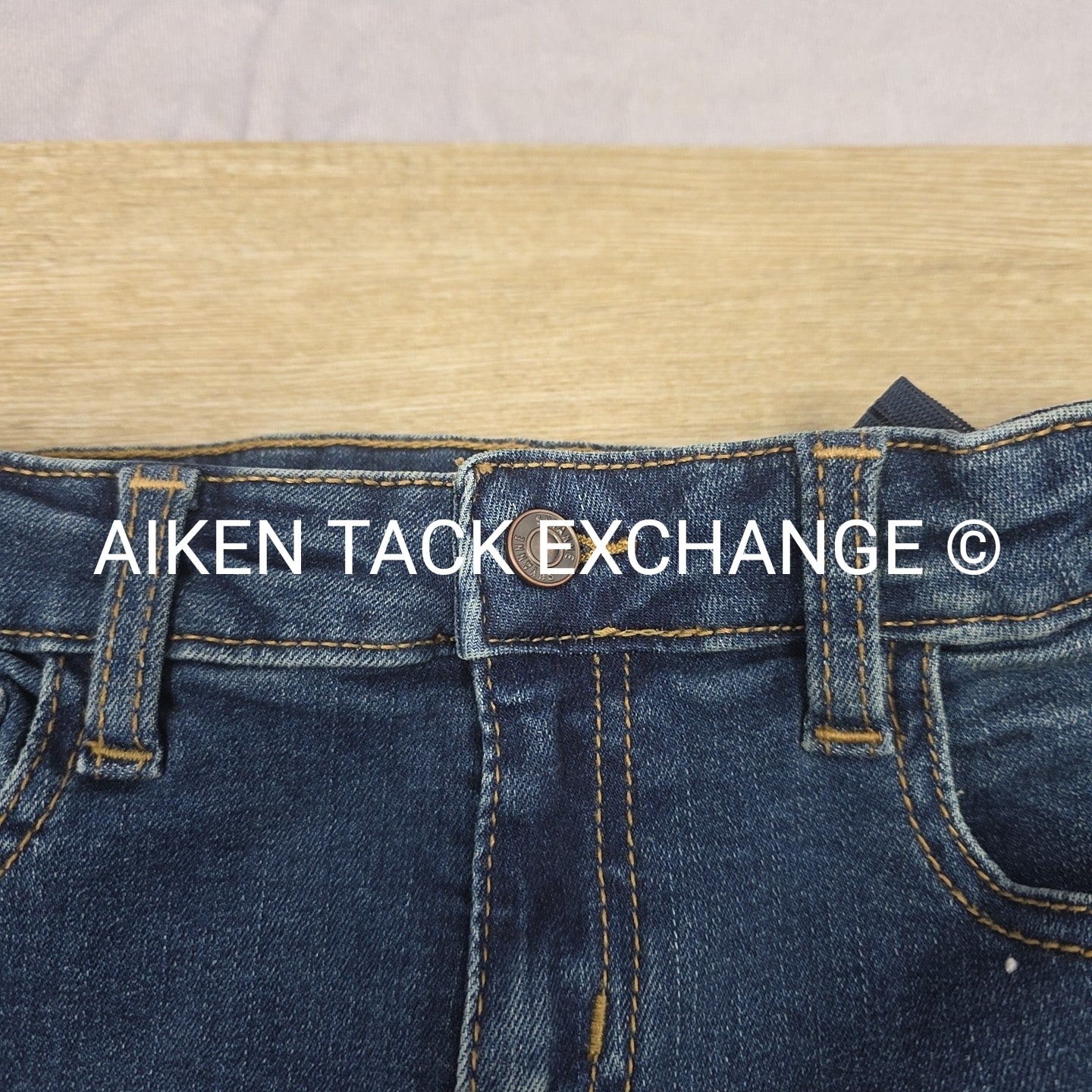 Shyanne Jeans, Size 10