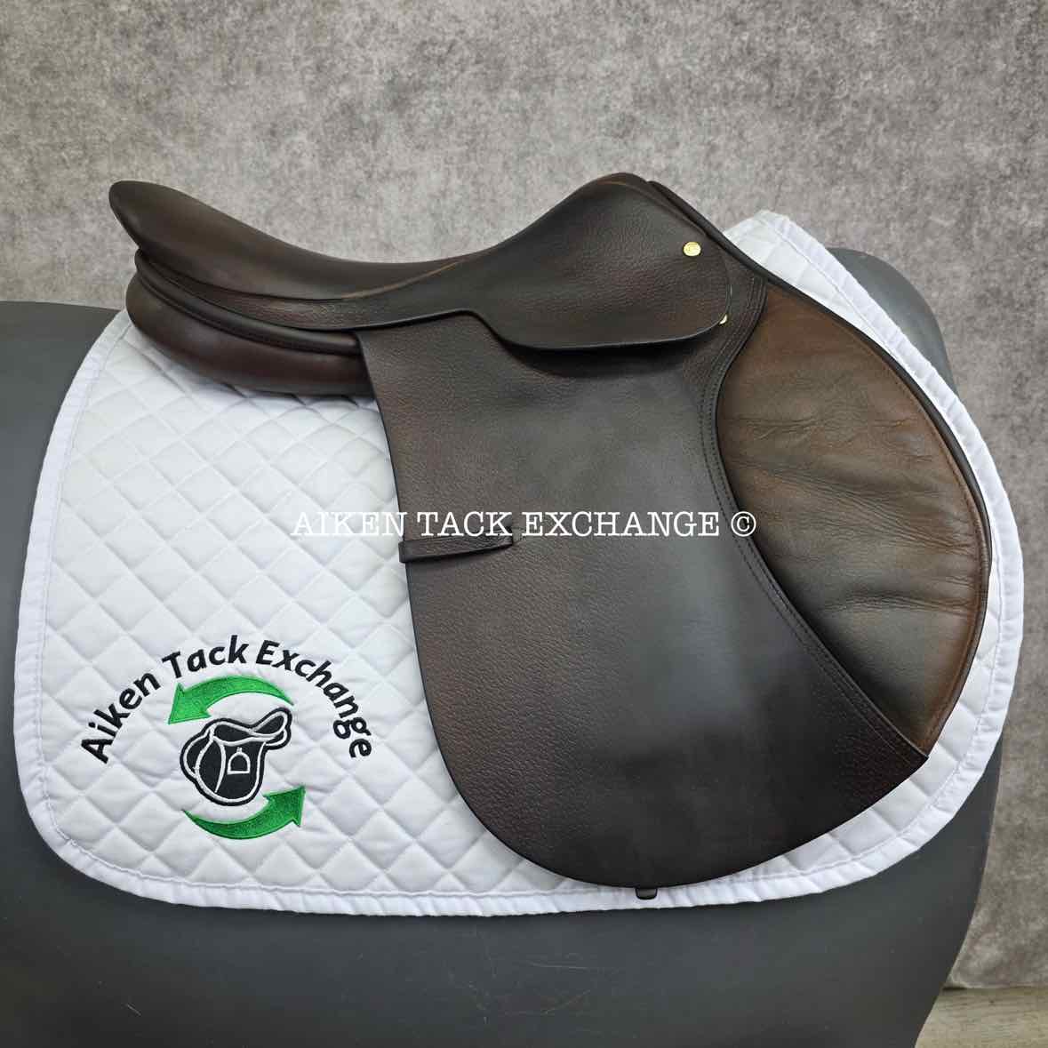 1999 Stackhouse Close Contact Jump Saddle, 17" Seat, Narrow Tree