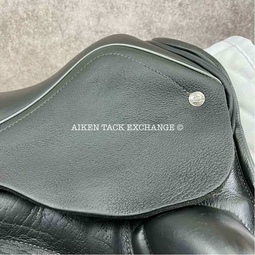 2015 Custom Saddlery Everest Monoflap Dressage Saddle, 18" Seat, Short Flap, Adjustable Tree, Wool Flocked Panels