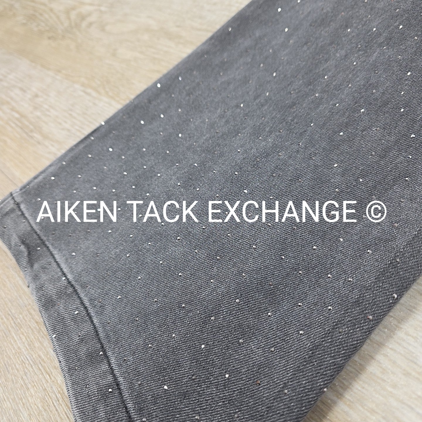 Skies Are Blue Elastic Waist Wide Leg Rhinestone Jeans, Women's Small