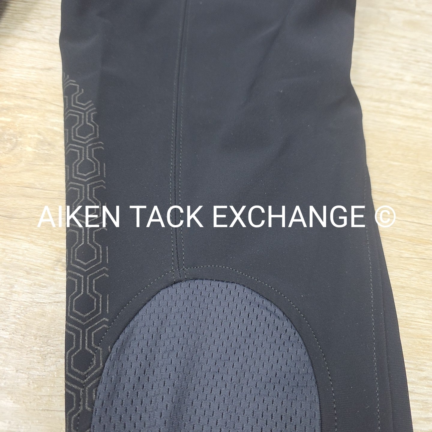 Ariat Tri Factor Silicone Grip Knee Patch Breeches, Size 34R