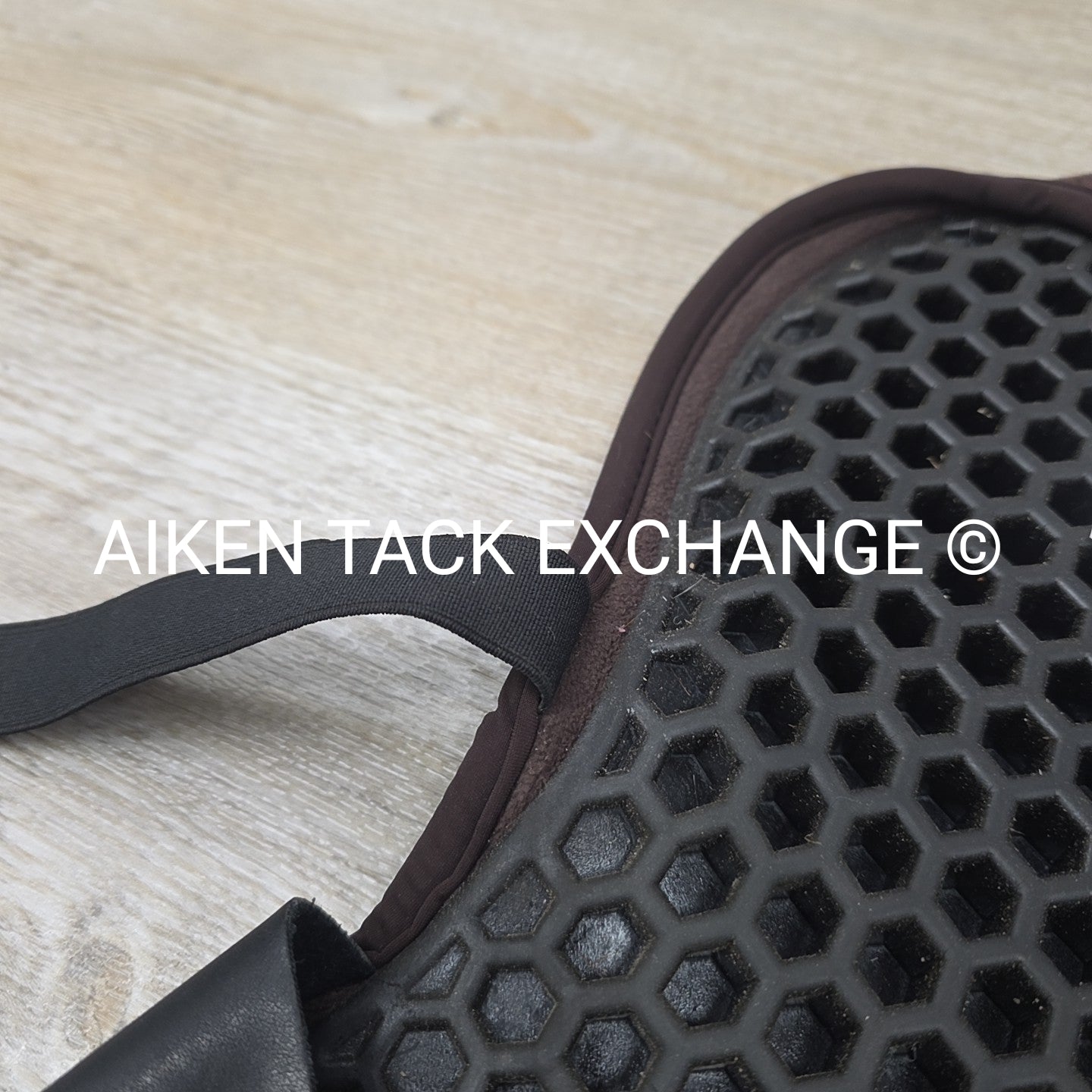 Acavallo Ortho-Coccyx Seat Saver Dressage Saddle Pad, Brown