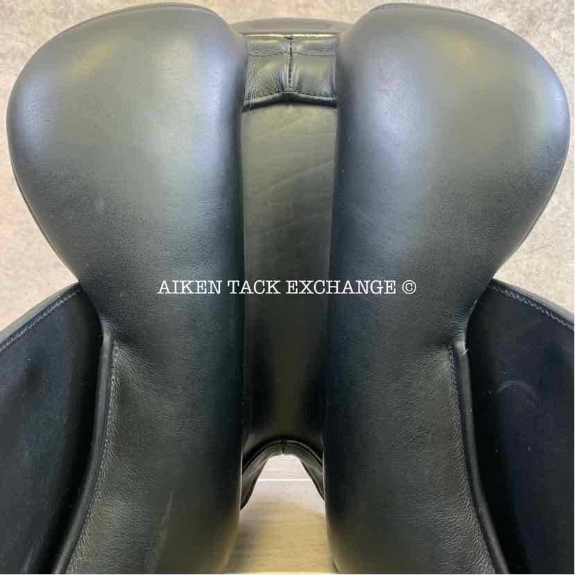 **SOLD** Laser Monoflap Dressage Saddle, 17.5" Seat, Medium Tree, Wool Flocked Panels