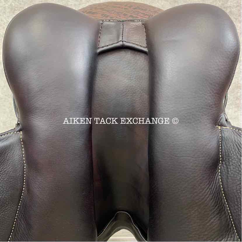2022 MaxFlex Picasu Monoflap Dressage Saddle, 18" Seat, Flex Tree - Wide Fit, Wool Flocked Pony Panels
