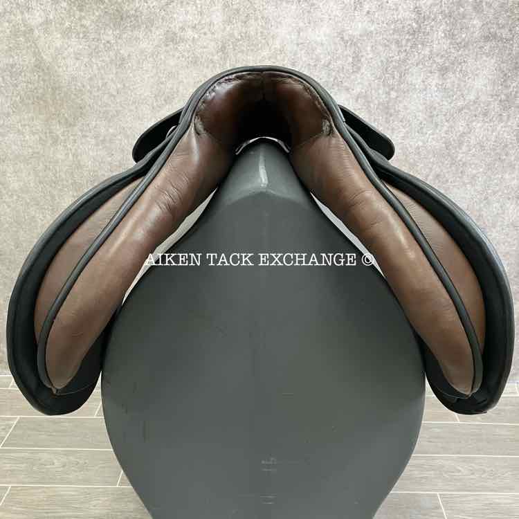 Courbette Lemetex Aristokrat Jump Saddle, 17" Seat, Medium Wide Tree, Wool Flocked Panels
