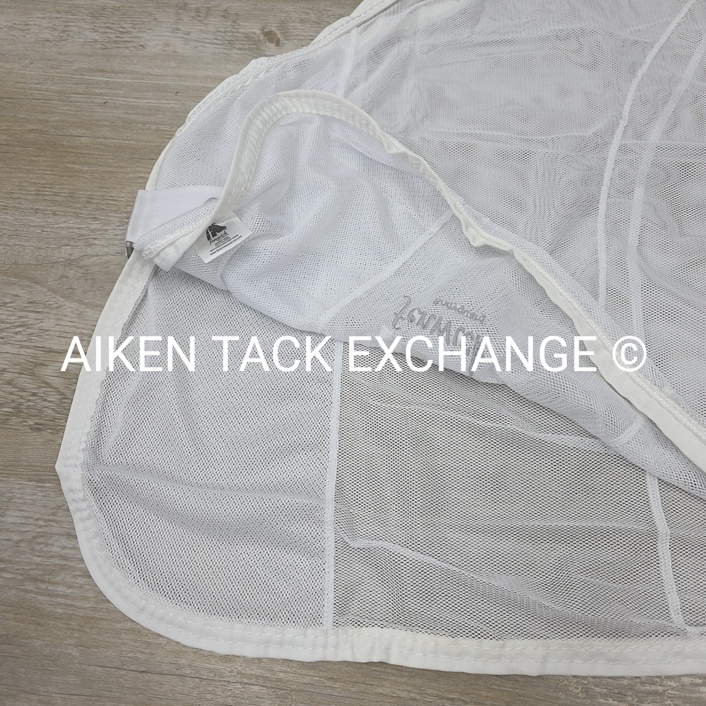 Fenwick Equestrian BodyGuard Mesh Cooler, White (has some marks) 62"