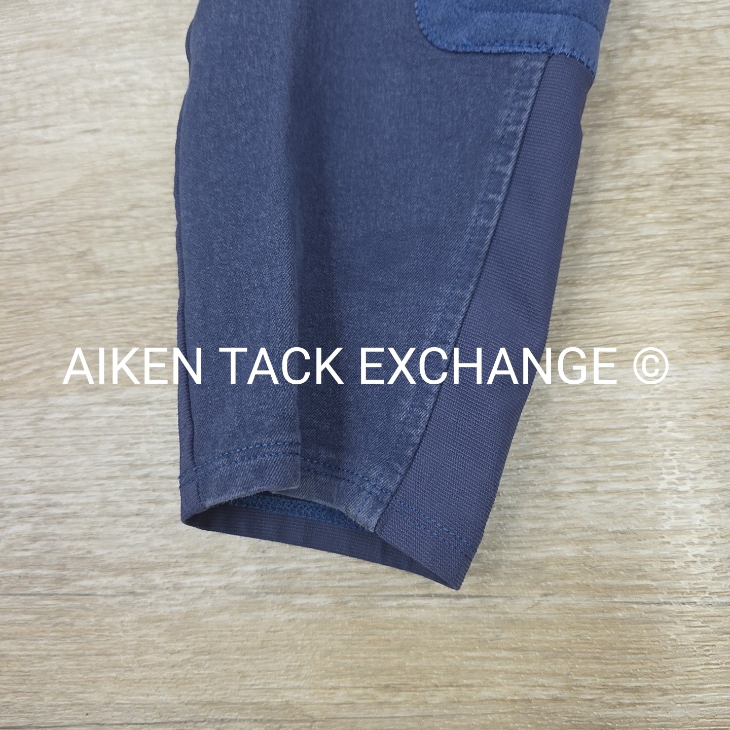 Ariat Heritage Knee Patch Breeches, Size 26 R