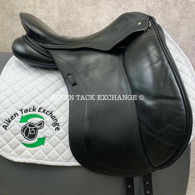 2006 Schleese Wave Dressage Saddle, 18" Seat, Adjustable AdapTree, Wool Flocked Panels