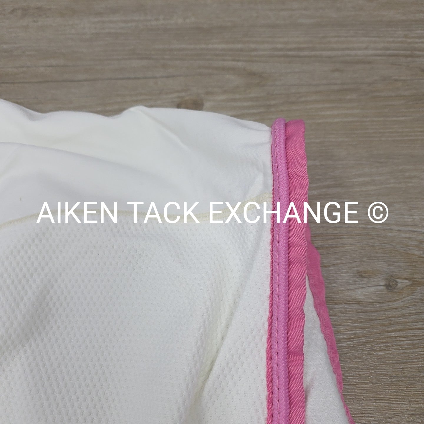 Fenwick Equestrian Pop Star Dress Sheet Sporty Cooler, 68"